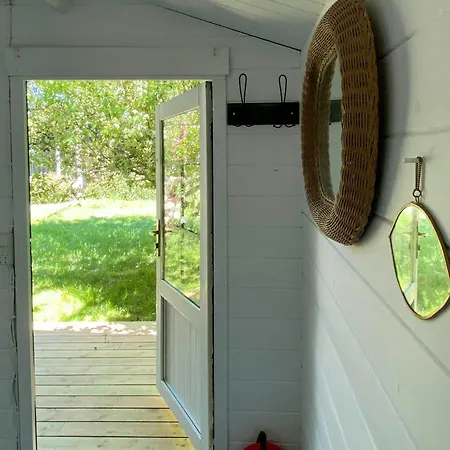 Casa vacanze Renovated With Enclosed Flower Garden